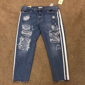 FOREVER 21 1x boyfriend high rise jeans